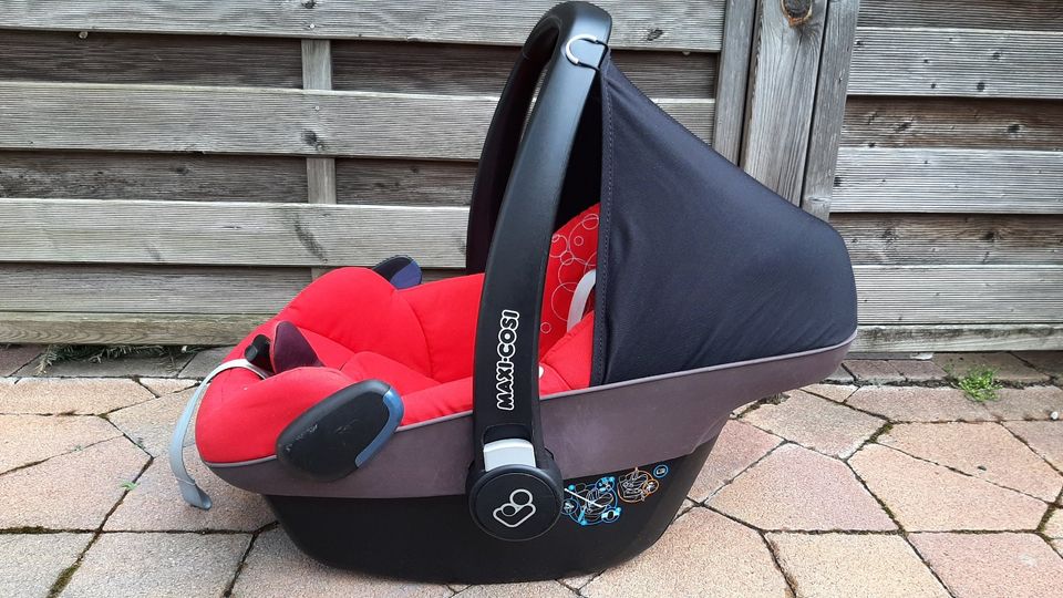 Kindersitz Babyschale Maxi-Cosi Pebble 0-13 Kg mit Bezug in Mainz