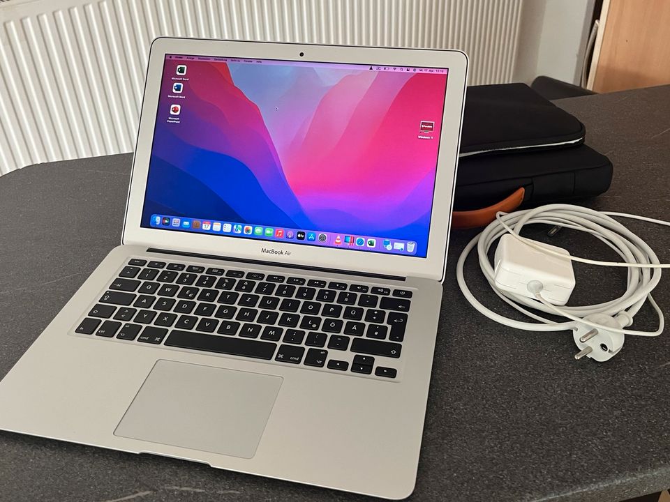 MacBook Air 13 Zoll 2017 in Hoym