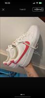 Nikes weiß pink Bayern - Kaufbeuren Vorschau