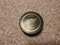 Eishockey Puck NHL Detroit Red Wings, made in Slowakei Nordrhein-Westfalen - Enger Vorschau