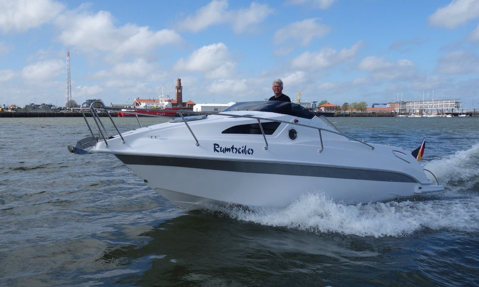 Drago 665 Vorführboot mit Suzuki DF 70 TL in Cuxhaven