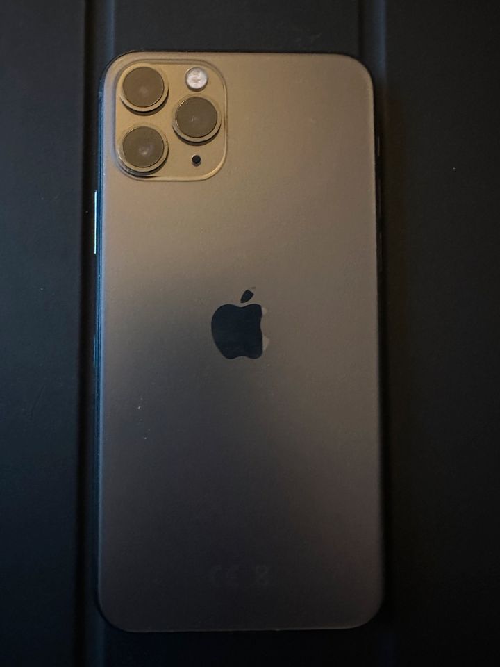 iPhone 11 Pro 64 GB in Bremen