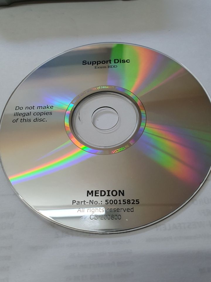 Medion - Festplatte 250 GB mit Zubehör in Hamburg