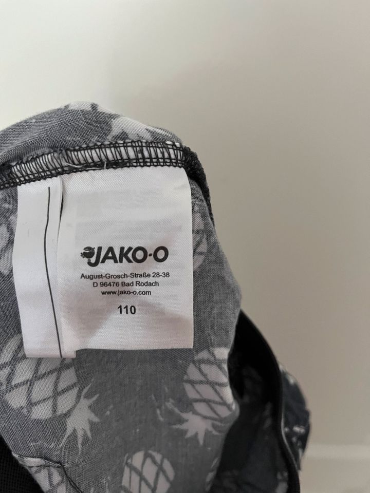 Jako-o Sommerhose Ananas Gr. 110 top Zustand in Hamburg