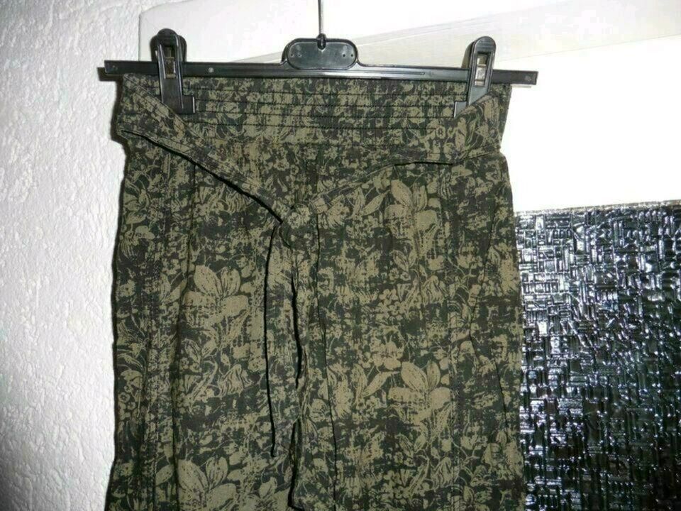 ⭐SÜSSE CHINO-HOSE KHAKI/SCHWARZ 152 NEUWERTIG ⭐ in Starsiedel