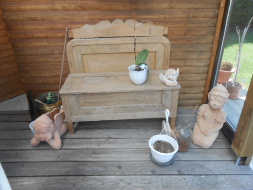Antike Möbel.Sitzgarnitur,Kommoden,Stühle usw in Freiensteinau