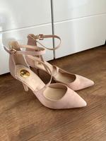 Buffalo Pumps, Größe 37 NEU Hessen - Neu-Anspach Vorschau