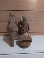 Braune Sandalen Größe 37 Niedersachsen - Thedinghausen Vorschau