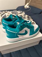 Nike Air Jordan 1 Low Emerald Green Women’s grün weiß Sneakers Hannover - Vahrenwald-List Vorschau