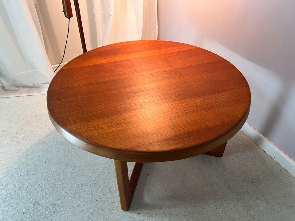 Niels Bach Couchtisch Teak Vollholz Wohnzimmertisch Sofatisch Dänisches Mid Century Design Designertisch Vintage 60er in Berlin