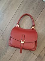 COCCINELLE Fauve Umhängetasche Tasche Handtasche Neu Rot UVP 290€ Berlin - Steglitz Vorschau