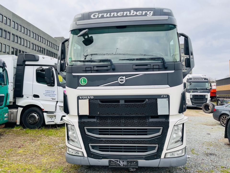 Volvo FH 460 in Lübeck