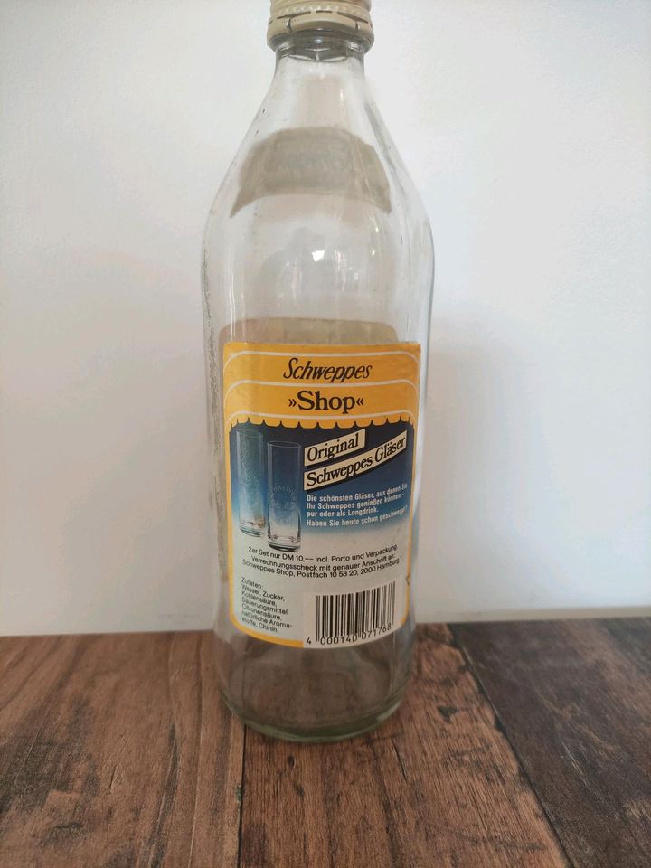 Schweppes Flasche in Ladenburg