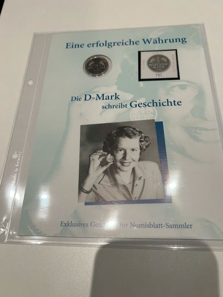 Numisblätter der Jahre 1997 bis 2006 mit drei Sammelordnern in Leichlingen