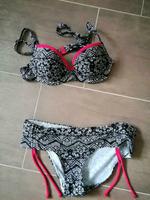 Bikini schwarz weiß rot Bayern - Triftern Vorschau