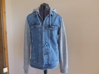 Hollister Jeansjacke m Kapuze, Gr. M ca. 164 cm München - Allach-Untermenzing Vorschau