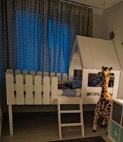 Baumhaus Kinder Bett mit extra Hängebox Brandenburg - Falkensee Vorschau