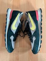 Turnschuh Sneaker Nike Damen Gr. 9 Bayern - Pfarrkirchen Vorschau