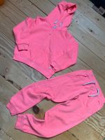 Sportanzug Sporthose Hose Sweatjacke Pullover rosa Gr. 116 Niedersachsen - Wittmund Vorschau