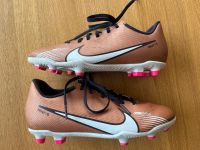 Fußballschuhe Nike Gr. 36,5 Nordrhein-Westfalen - Geseke Vorschau