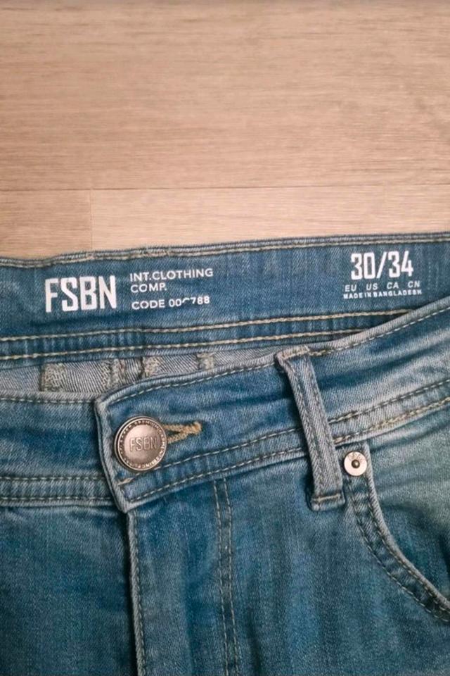 ☆ Herren Jeans Hose von FSBN mit Stretchanteil - Gr. 30/34 - ☆ in Kassel