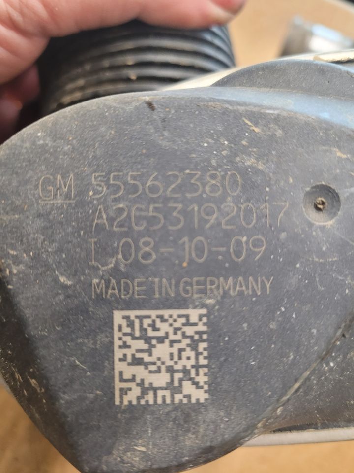 Drosselklappe Opel Zafira B 1,8 55562380 in Duisburg