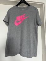 The Nike Tee XL Damen grau pink neuwertig On Köln - Raderthal Vorschau