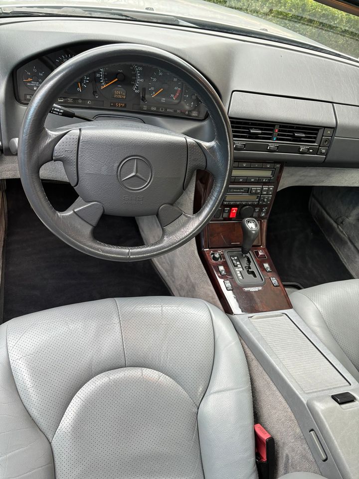 Mercedes Benz R129 SL 500 AMG Mopf 1 Bj 1998 silber BOSE in Scharbeutz