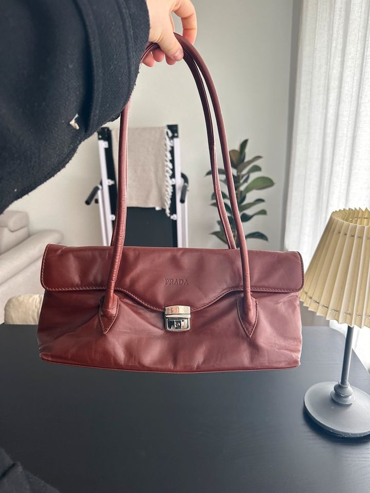 Prada Vintage Leder Tasche in Kiel