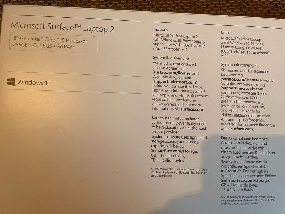 Microsoft Surface Laptop 2 + Dock-in und Tasche in Herne
