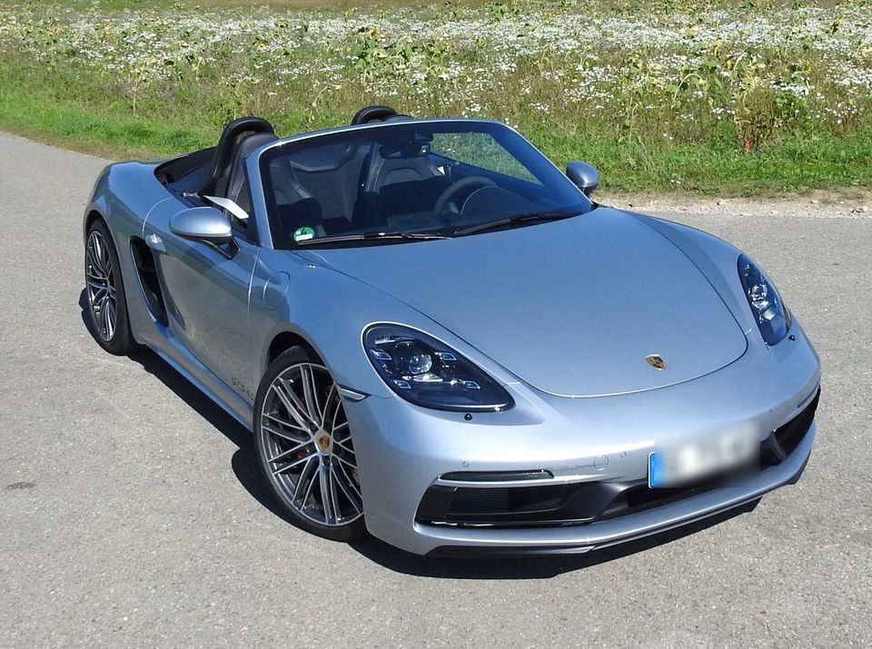Porsche Boxster GTS 4.0 PDK lim.Sonderfarbe 5J. Approved in Aalen