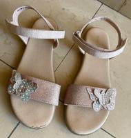 Sandalen, beige, 35, guter Zustand, Schmetterling, nude Graceland Nordrhein-Westfalen - Hilden Vorschau