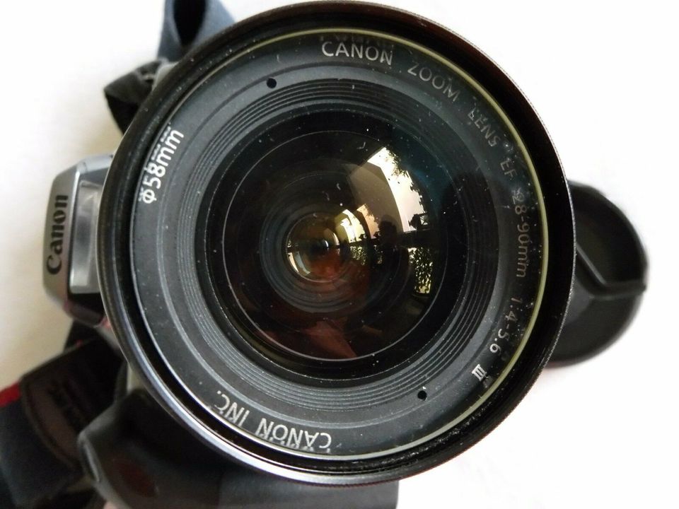 Canon EOS 3000v , analoge Spiegelreflex Kamera,Objektiv,UV Filter in Bielefeld