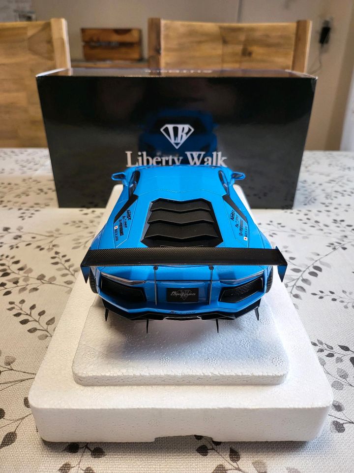 Lamborghini Aventador LB Liberty Walk 1:18 Autoart OVP 79107 in Senden