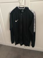 Nike Trainingsjacke schwarz Gr. M Hessen - Solms Vorschau