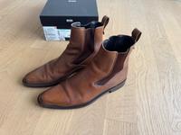 HUGO BOSS Chelsea Boots - Größe 44,5 Braun OVP220€ München - Au-Haidhausen Vorschau