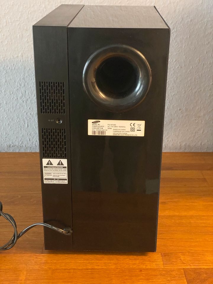 SAMSUNG SOUNDBAR HW-F450 und SUBWOOFER PS-WF450 Lautsprecher in Köln