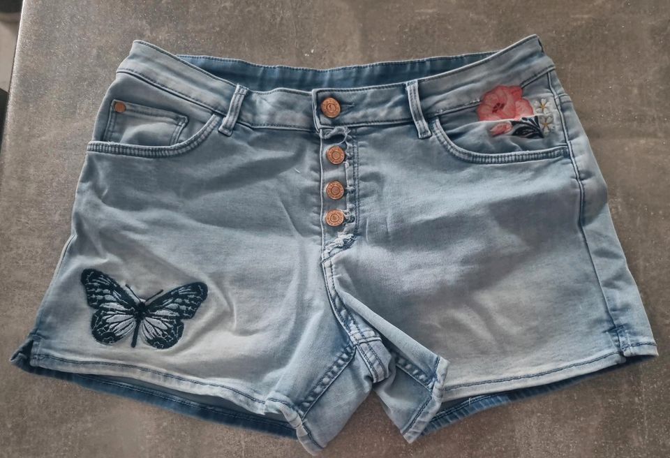 Neue Mädchen Denim Jeans Short Gr.158 von H&M in Wesel