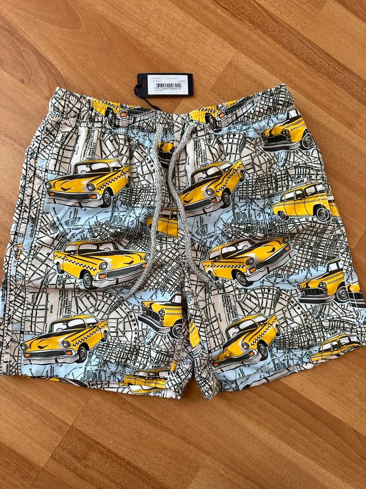 Neu Original Velebrequun Jungs Badeshorts Große-12J-128 cm in Hannover