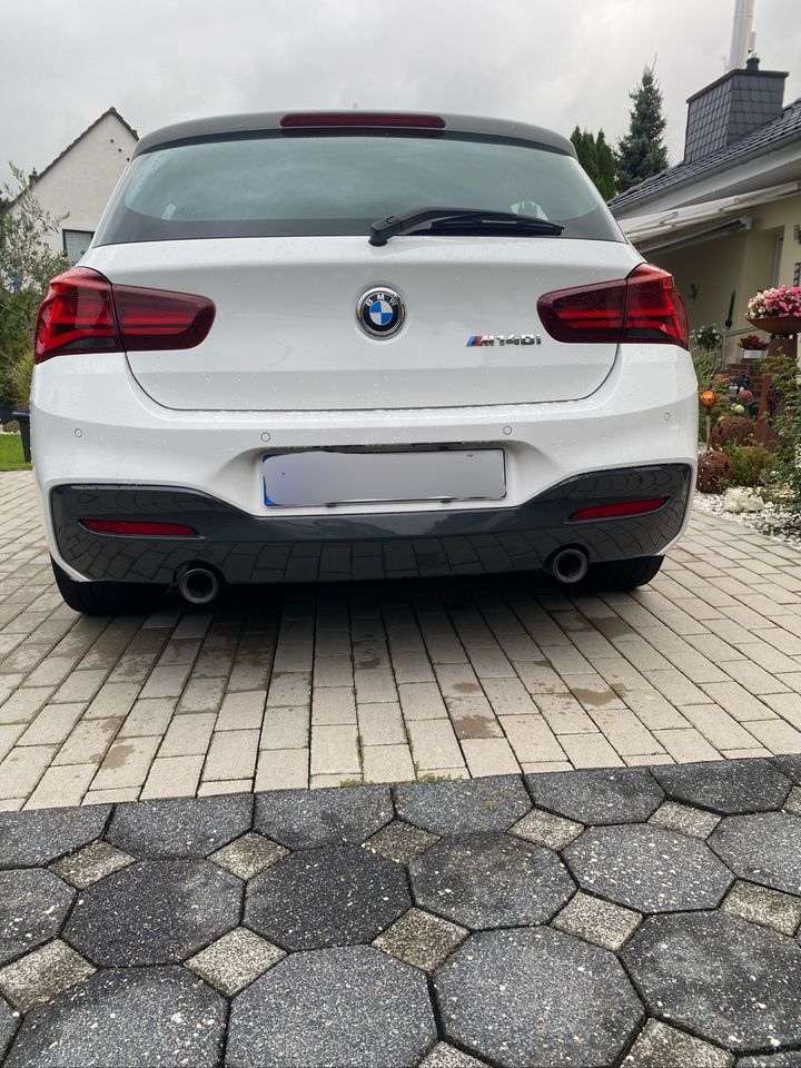 Bmw m140/m135 original Diffusor in grau in Bonn