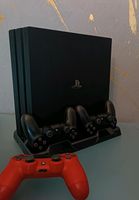 PS4 inkl. 3x Controller + Ladestation Bayern - Hohenlinden Vorschau