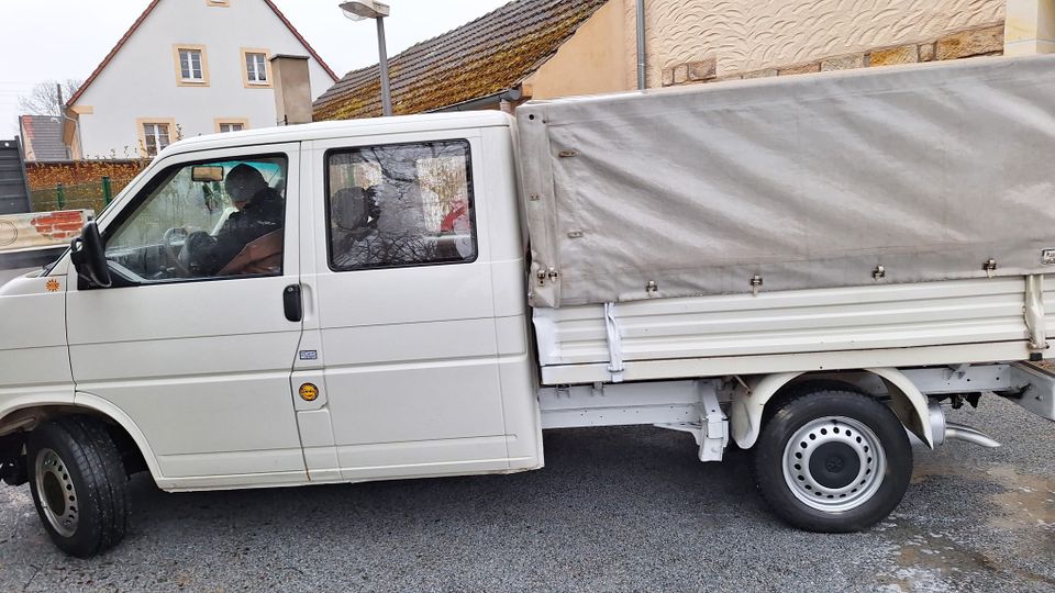 Transporter Doka t4 Mieten in Neustadt