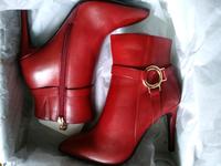 Rote Stiefeletten von Tamaris, Gr. 37, neu und ungetragen Frankfurt am Main - Bornheim Vorschau