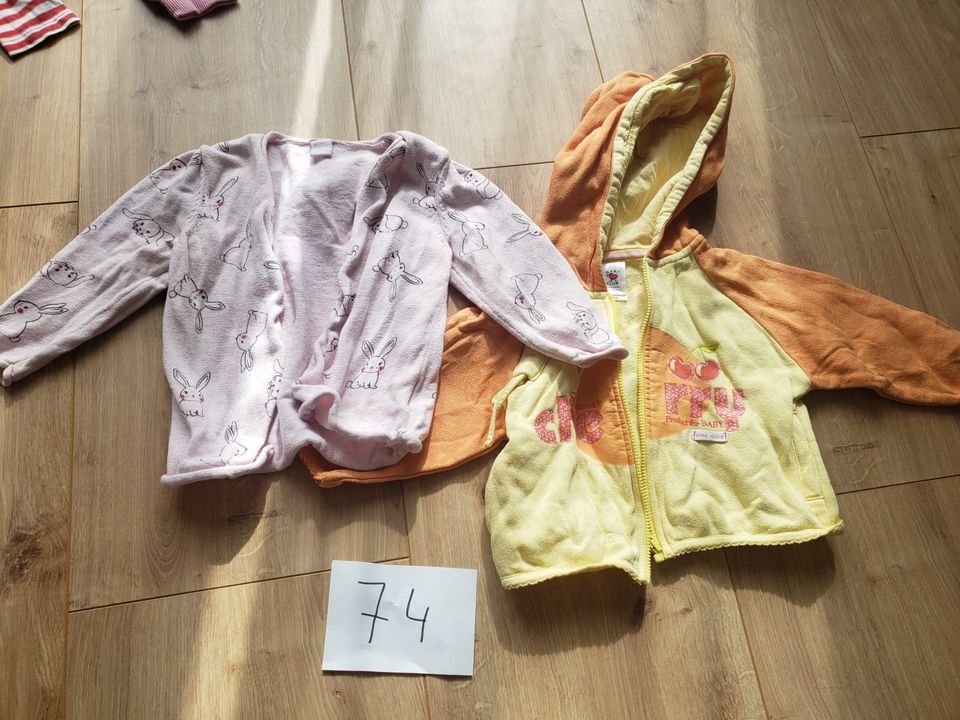 Kleidungspaket Baby Größe 74 in Nauen