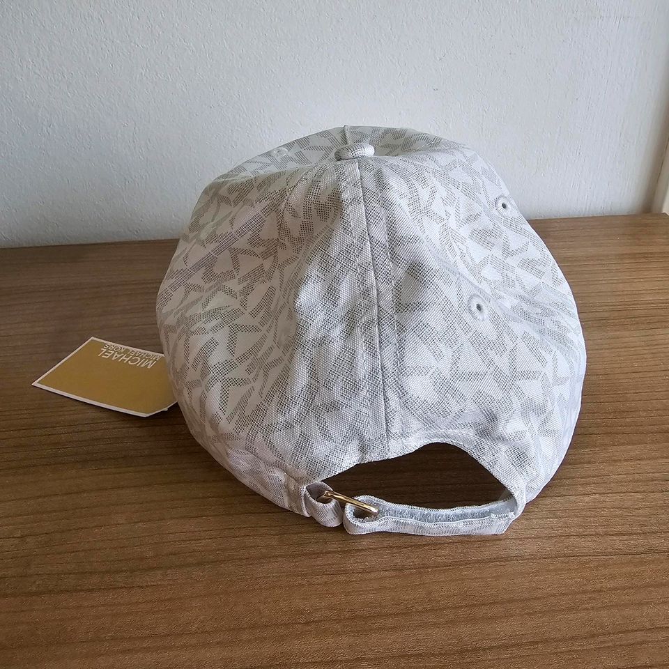 Michael Kors Baseball Cap in weiss Gr 57-61 NEU in München