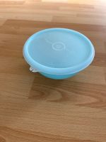 Tupperware Schüssel mit Deckel mit kleinem Defekt, siehe Foto Bayern - Neufahrn Vorschau