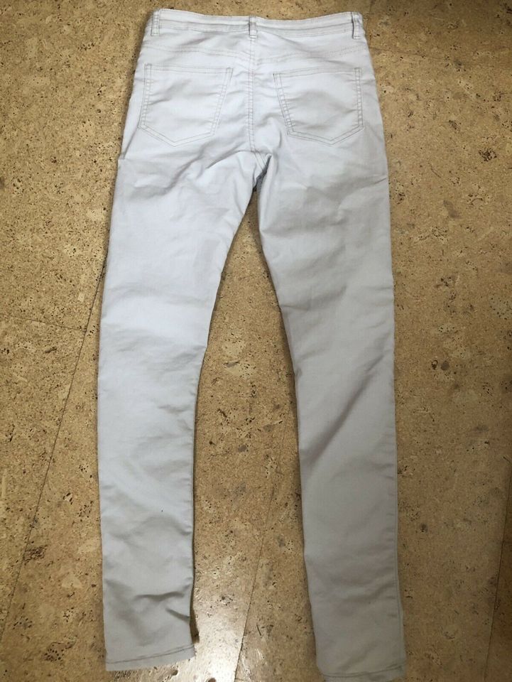 Jeans H&M Gr. 158 in Forst