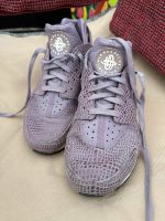 Nike Huarache Flieder/pastelllila/lila Krokooptik 40 (wie 38) Berlin - Mitte Vorschau