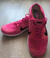 Nike free flyknite 4.0 Größe 38 Sachsen - Chemnitz Vorschau