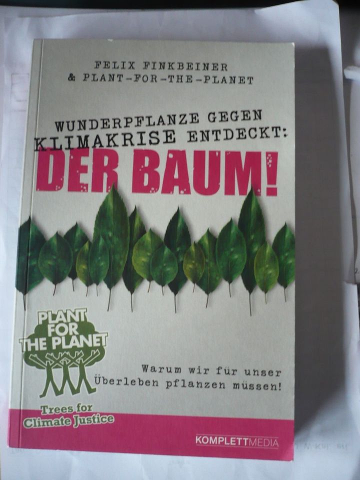 Wunderpflanze gegen Klimakrise entdeckt: Der Baum! in Freiburg im Breisgau